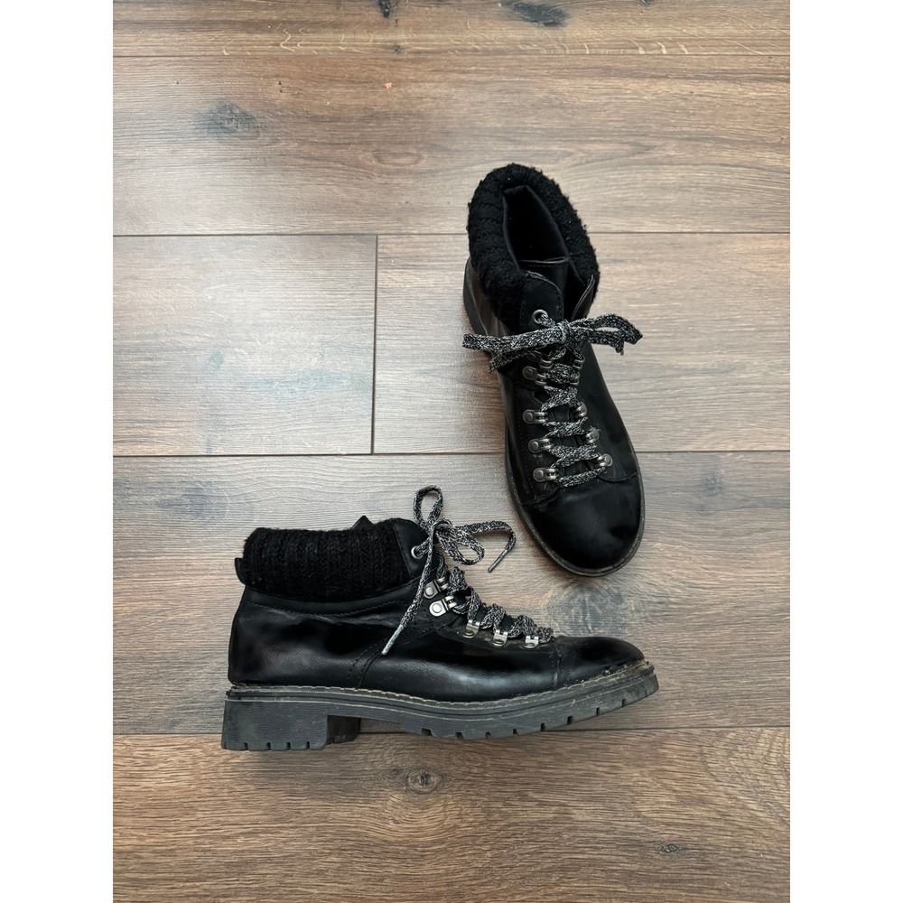 Time and Tru Womens Hiker Boots Black Faux Leather Sherpa Collar Lug Sole Size 8